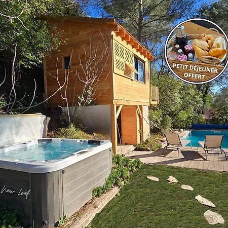 Alojamento de Acomodação e Pequeno-almoço La Aixoise Piscine & Jacuzzi *